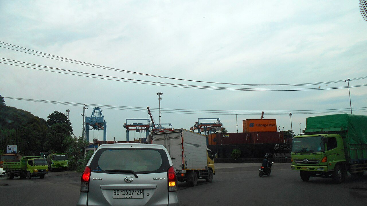 Kelautan & Logistik Sungai