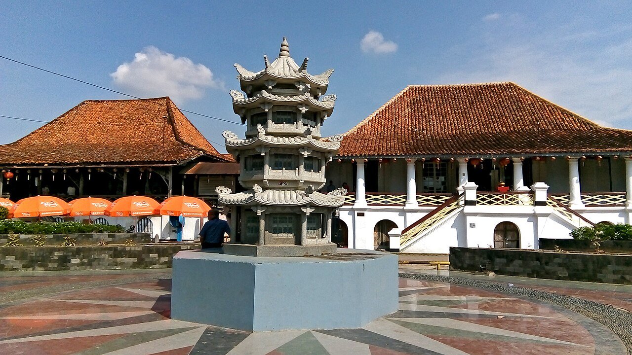 Revitalisasi Destinasi Heritage Kampung Arab Al-Munawar