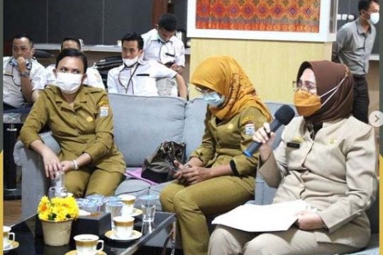 Pembinaan dan Monitoring Pegawai Non PNSD DPMPTSP oleh BKPSDM Kota Palembang